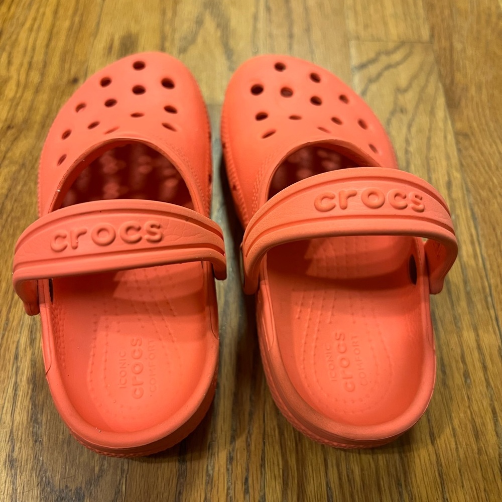 Toddler Crocs - Picture 2 of 5